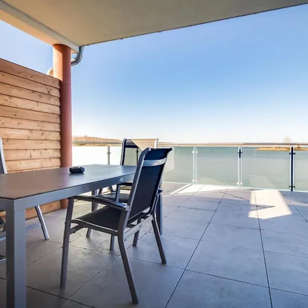 Lagovida Kapitaenskajuete B Am Stoermthaler *