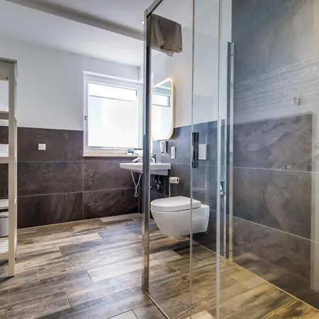 아파트 Lagovida Kapitaenskajuete B Am Stoermthaler