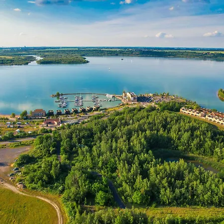 아파트 Lagovida Kapitaenskajuete B Am Stoermthaler *