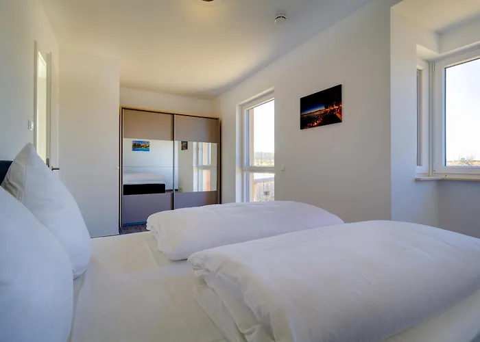 Lagovida Kapitaenskajuete B Am Stoermthaler