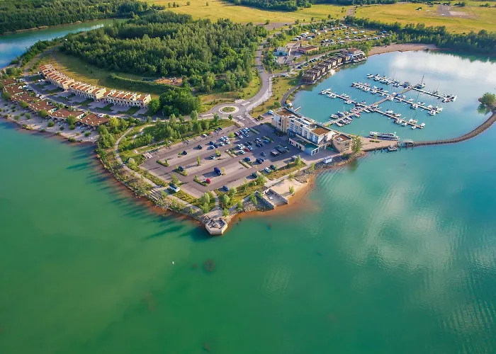 Lagovida Kapitaenskajuete B Am Stoermthaler *